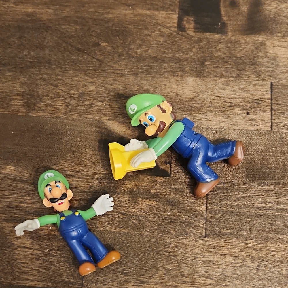 Super Mario Luigi Action Figures